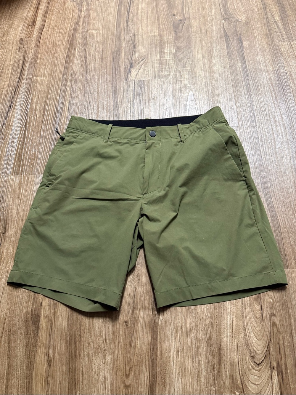 Banana Republic Men's Performance Shorts